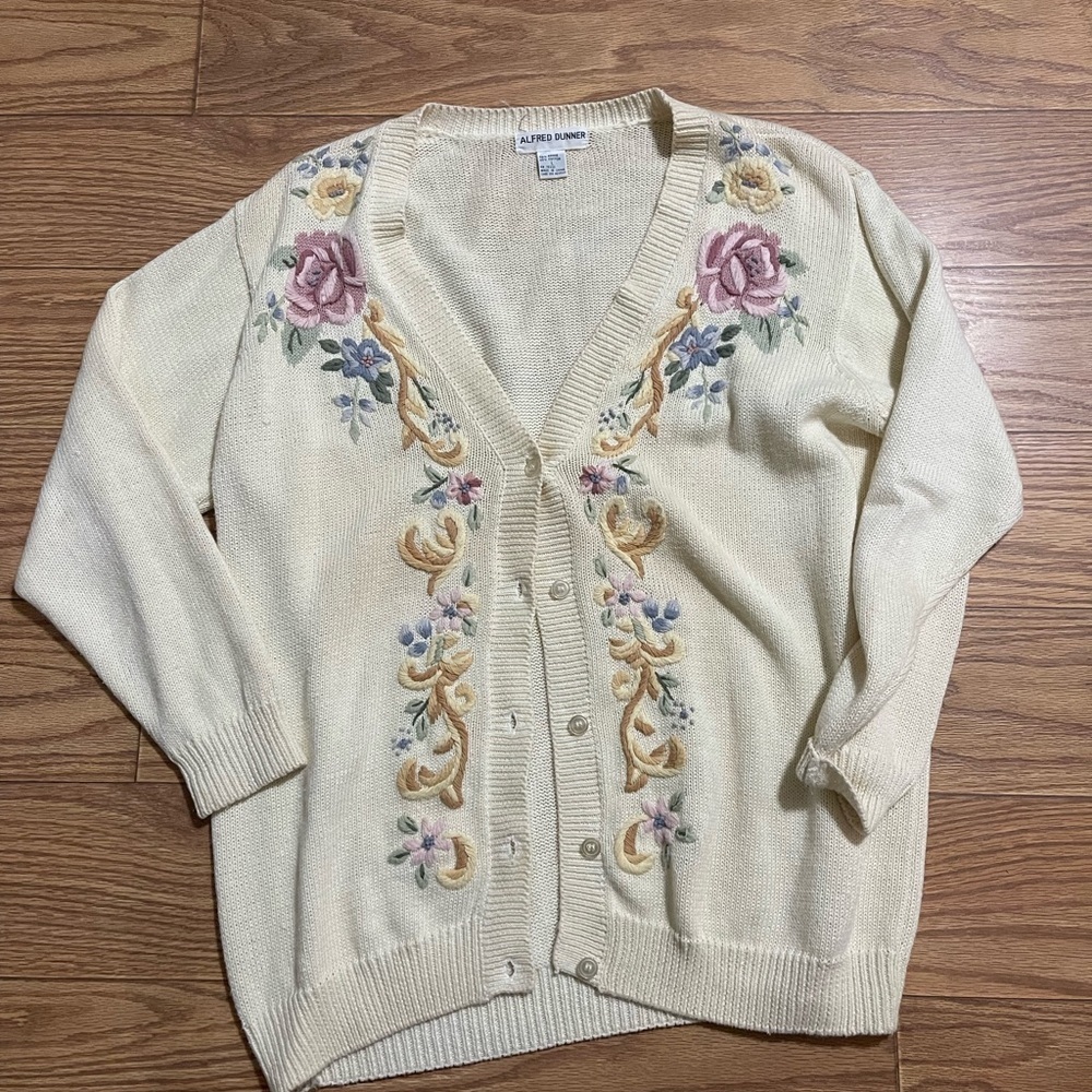 Vintage Floral Cardigan Large